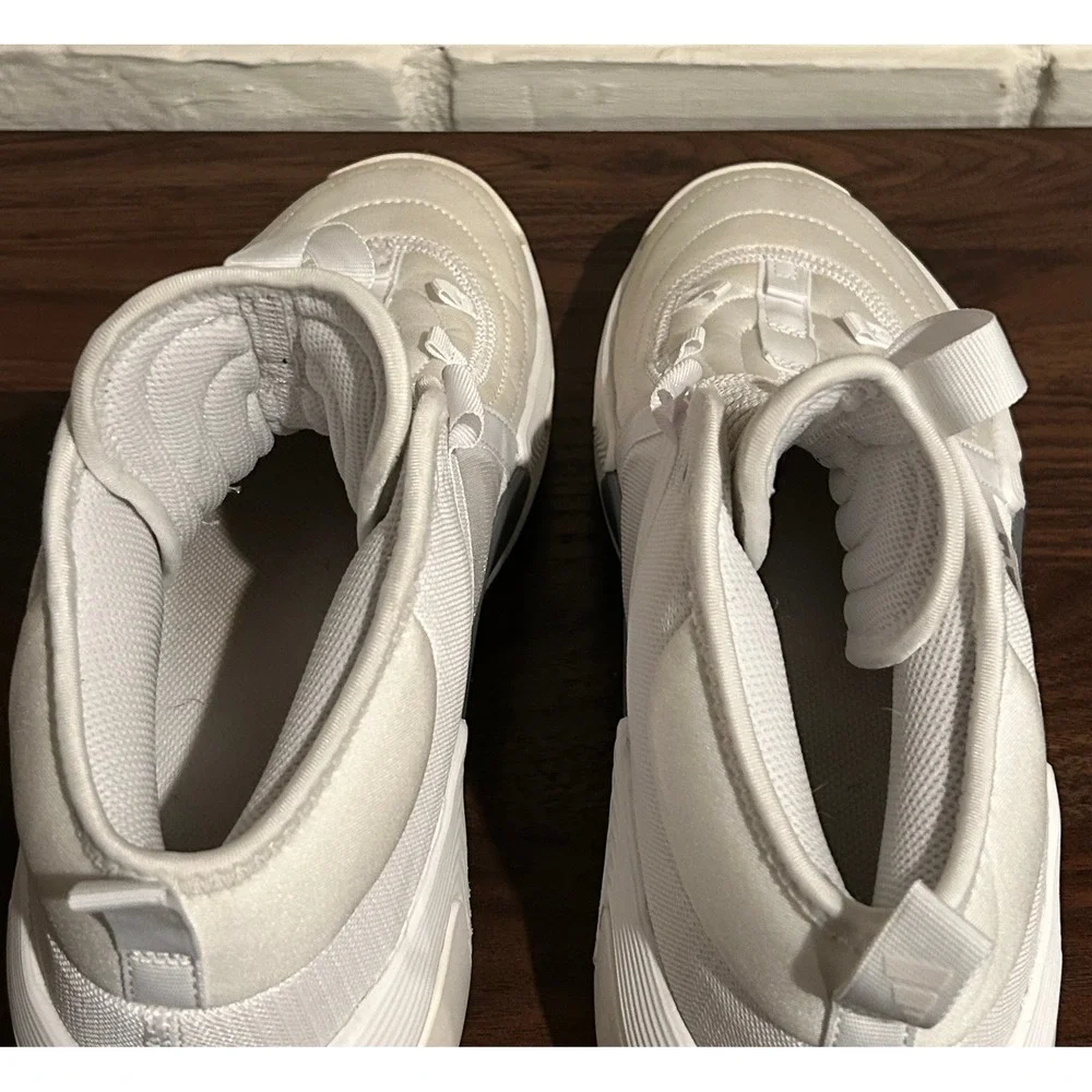 Adidas Exhibit Select Mid Basketball Womens White Sneakers Athletic Shoes Size 9